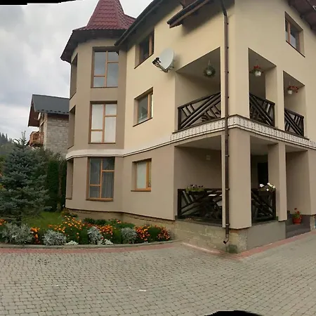 Appartamento панська Mykulychyn