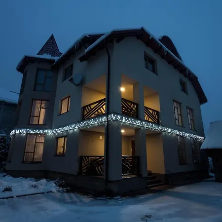 панська * Микуличин