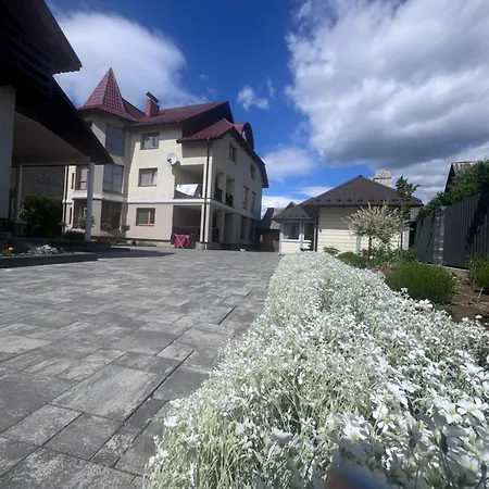 панська Apartment Mykulychyn